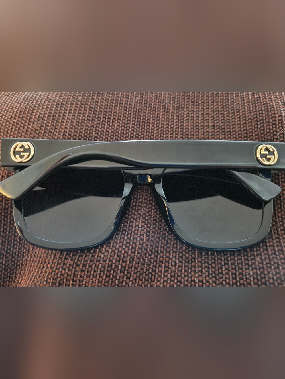 Gucci Black Square Sunglasses GG0034S Used - Picture 2 of 7